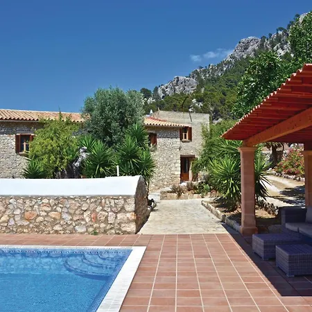 Holiday home 6 Bedroom Amazing Home In Estellencs *