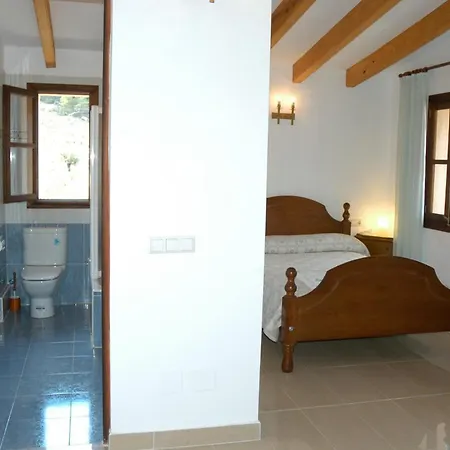 Holiday home 6 Bedroom Amazing Home In Estellencs
